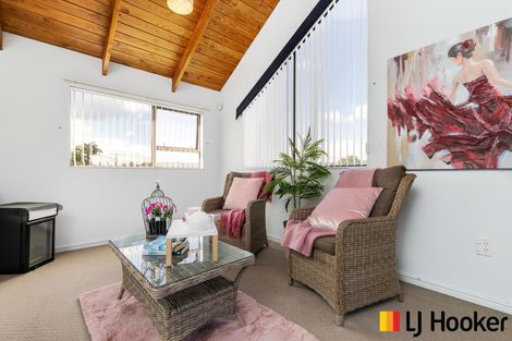 Photo of property in 16 Muirfield Street, Wattle Downs, Auckland, 2103