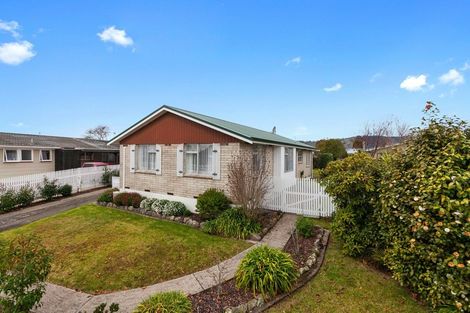 Photo of property in 32 Farnworth Crescent, Whakatane, 3120
