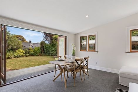 Photo of property in 247 Geraldine Street, Edgeware, Christchurch, 8013