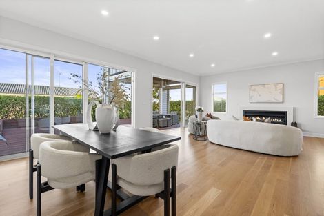 Photo of property in 32 Fennell Crescent, Silverdale, 0932