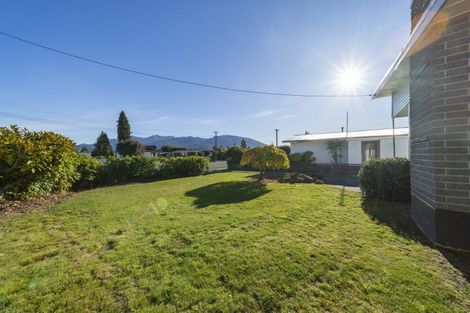 Photo of property in 16 Bligh Street, Te Anau, 9600
