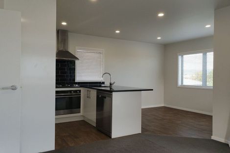 Photo of property in 25c View Road, Henderson, Auckland, 0612