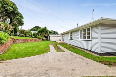 Photo of property in 27 Blagdon Road, Blagdon, New Plymouth, 4310
