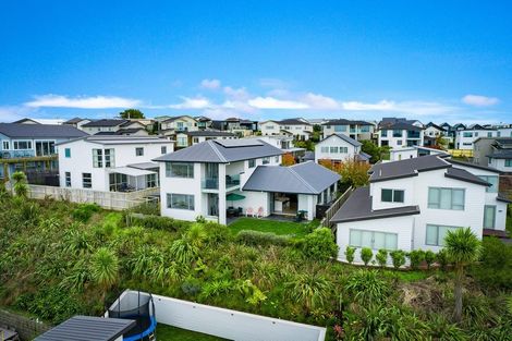 Photo of property in 6 Tuangi Street, Long Bay, Auckland, 0630