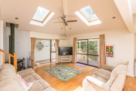 Photo of property in 704 South Titirangi Road, Titirangi, Auckland, 0604