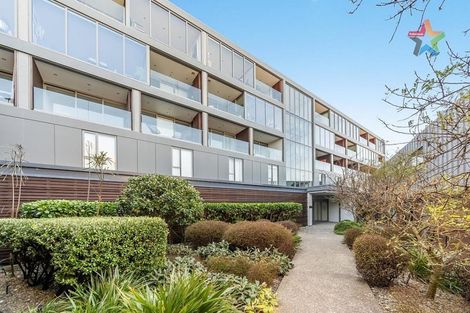 Photo of property in Patent 326 Apartments, 507s/326 Evans Bay Parade, Hataitai, Wellington, 6021
