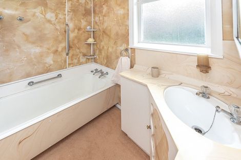 Photo of property in 6 Wordsworth Street, Gonville, Whanganui, 4501