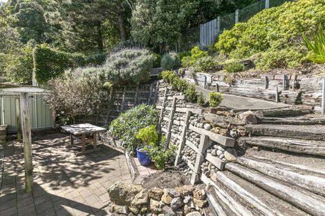 Photo of property in 69 Muritai Road, Eastbourne, Lower Hutt, 5013