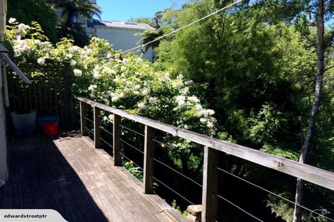 Photo of property in 37 Glenbervie Terrace, Thorndon, Wellington, 6011