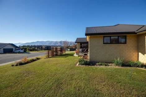 Photo of property in 33 Alice Burn Drive, Luggate, Cromwell, 9383