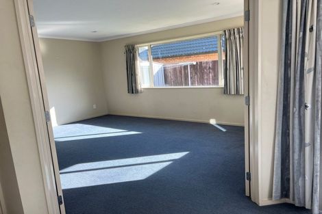 Photo of property in 49 Chesterfield Mews, Russley, Christchurch, 8042
