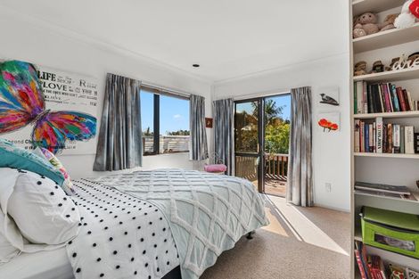Photo of property in 5 Holmburn Street, Welcome Bay, Tauranga, 3112