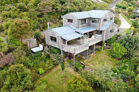 Photo of property in 26 Wiremu Road, Tairua, 3508