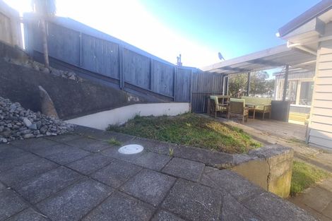 Photo of property in 27 Terrace Road, Titahi Bay, Porirua, 5022