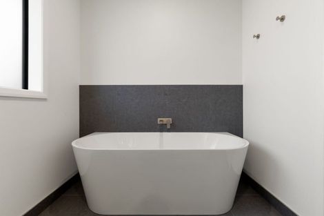 Photo of property in 1/48 Livingstone Road, Ngahinapouri, Hamilton, 3290