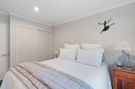 Photo of property in 1a Country Palms Drive, Halswell, Christchurch, 8025