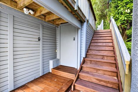 Photo of property in 11 Hillside Crescent, Leigh, 0985