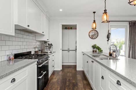 Photo of property in 24 Rakaia Way, Poraiti, Napier, 4112