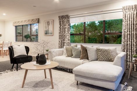 Photo of property in 50 Dale Road, Raumati South, Paraparaumu, 5032