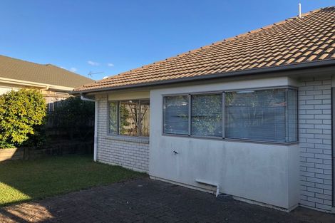 Photo of property in 39 Delmont Close, East Tamaki Heights, Auckland, 2016