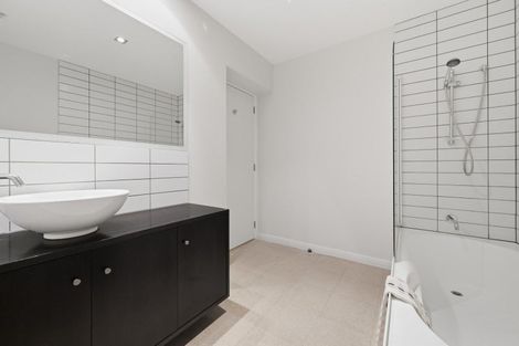 Photo of property in 12/72e Devonport Road, Tauranga, 3110