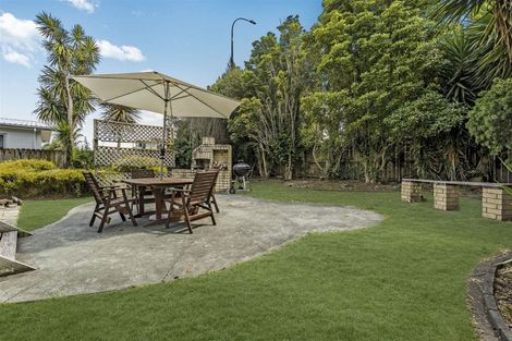 Photo of property in 51 Great South Road, Papakura, 2110