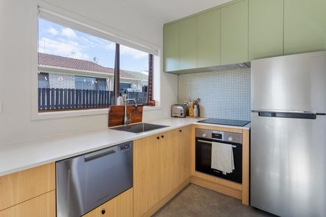 Photo of property in 1/2 Vodanovich Road, Te Atatu South, Auckland, 0610