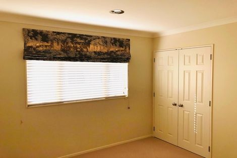 Photo of property in 61 Santa Ana Drive, Dannemora, Auckland, 2016