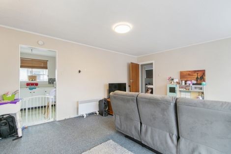 Photo of property in 270a Wellington Road, Wainuiomata, Lower Hutt, 5014