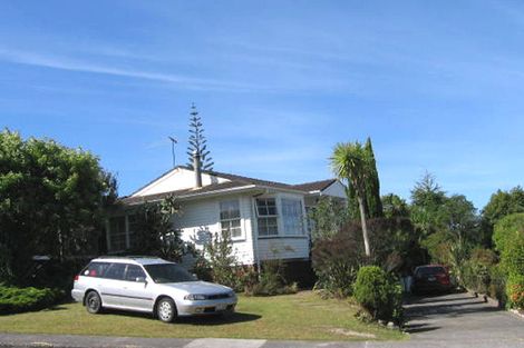 Photo of property in 86 Sycamore Drive, Sunnynook, Auckland, 0620
