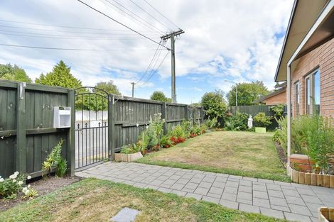 Photo of property in 14 Fulham Street, Islington, Christchurch, 8042