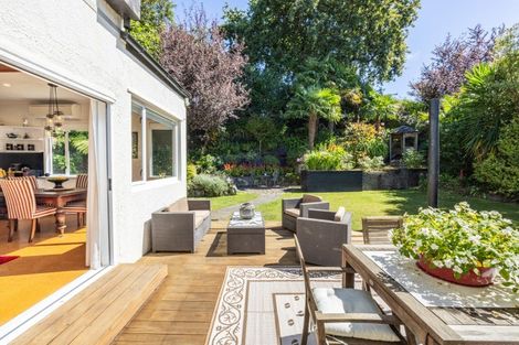 Photo of property in 6 Ormond Road, Hospital Hill, Napier, 4110