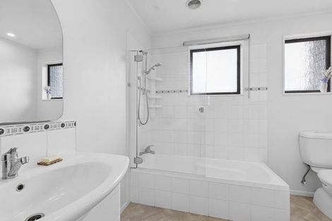 Photo of property in 22 The Bollard, Whitby, Porirua, 5024