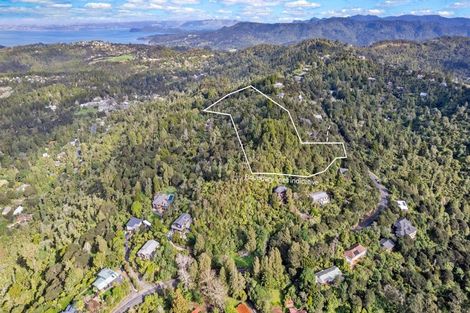Photo of property in 176-178 Scenic Drive, Titirangi, Auckland, 0604