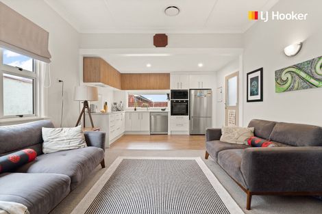 Photo of property in 81 Wesley Street, South Dunedin, Dunedin, 9012