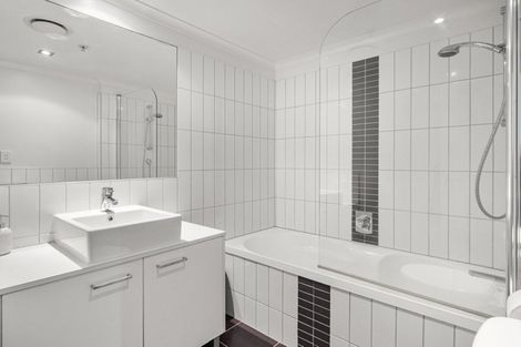 Photo of property in Mooring Apartments, 109/277 Maunganui Road, Mount Maunganui, 3116