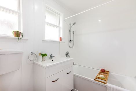 Photo of property in 11 King Crescent, Ranui, Porirua, 5024