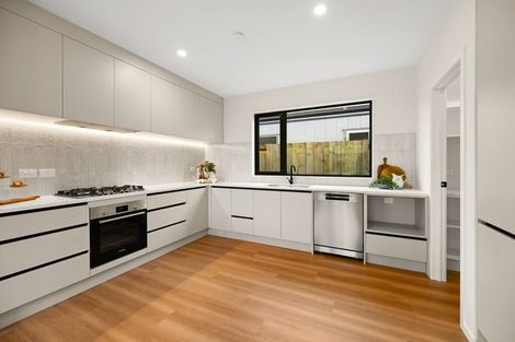 Photo of property in 53 Overton Street, Rototuna North, 3210