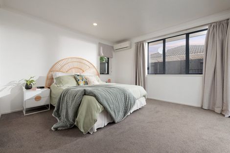 Photo of property in 64 Oriental Parade, Papamoa Beach, Papamoa, 3118