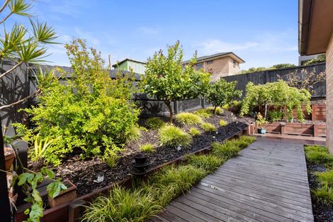 Photo of property in 53 Chesterfield Way, Orewa, 0931