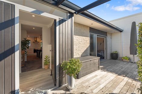 Photo of property in 1/18 Davita Place, Farm Cove, Auckland, 2012