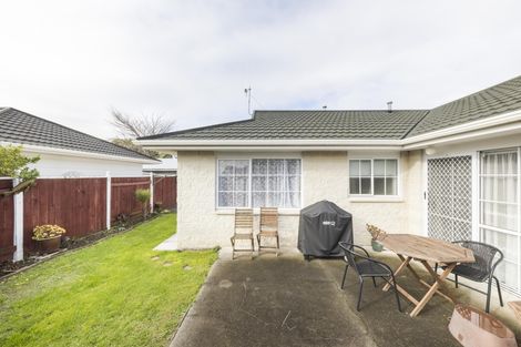 Photo of property in 23 Rangitira Avenue, Palmerston North, 4414