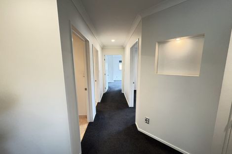 Photo of property in 30 Foster Road, Kumeu, 0891