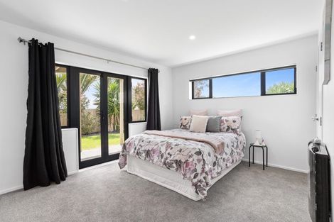 Photo of property in 105 Alec Craig Way, Gulf Harbour, Whangaparaoa, 0930