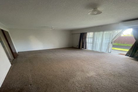 Photo of property in 5/43 Mcleod Road, Henderson, Auckland, 0612