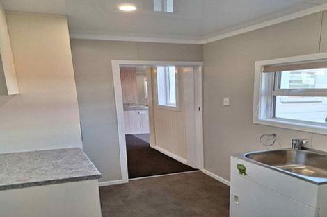 Photo of property in 12 Joseph Street, West End, Palmerston North, 4412