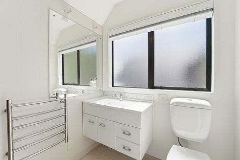 Photo of property in 5b Putiki Drive, Durie Hill, Whanganui, 4500