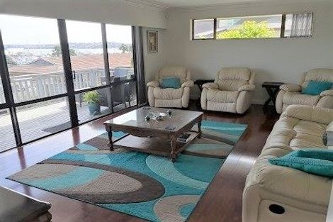 Photo of property in 91 Takutai Avenue, Half Moon Bay, Auckland, 2012