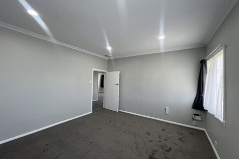 Photo of property in 30 Kings Drive, Levin, 5510