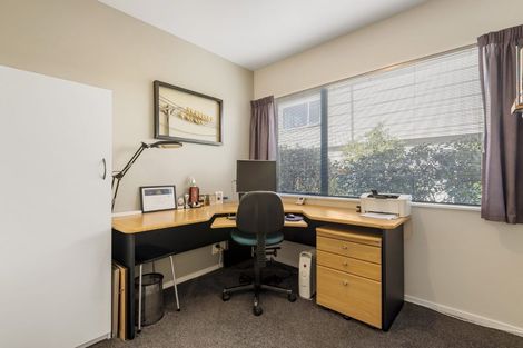 Photo of property in 1/20 Tui Glen Road, Birkenhead, Auckland, 0626